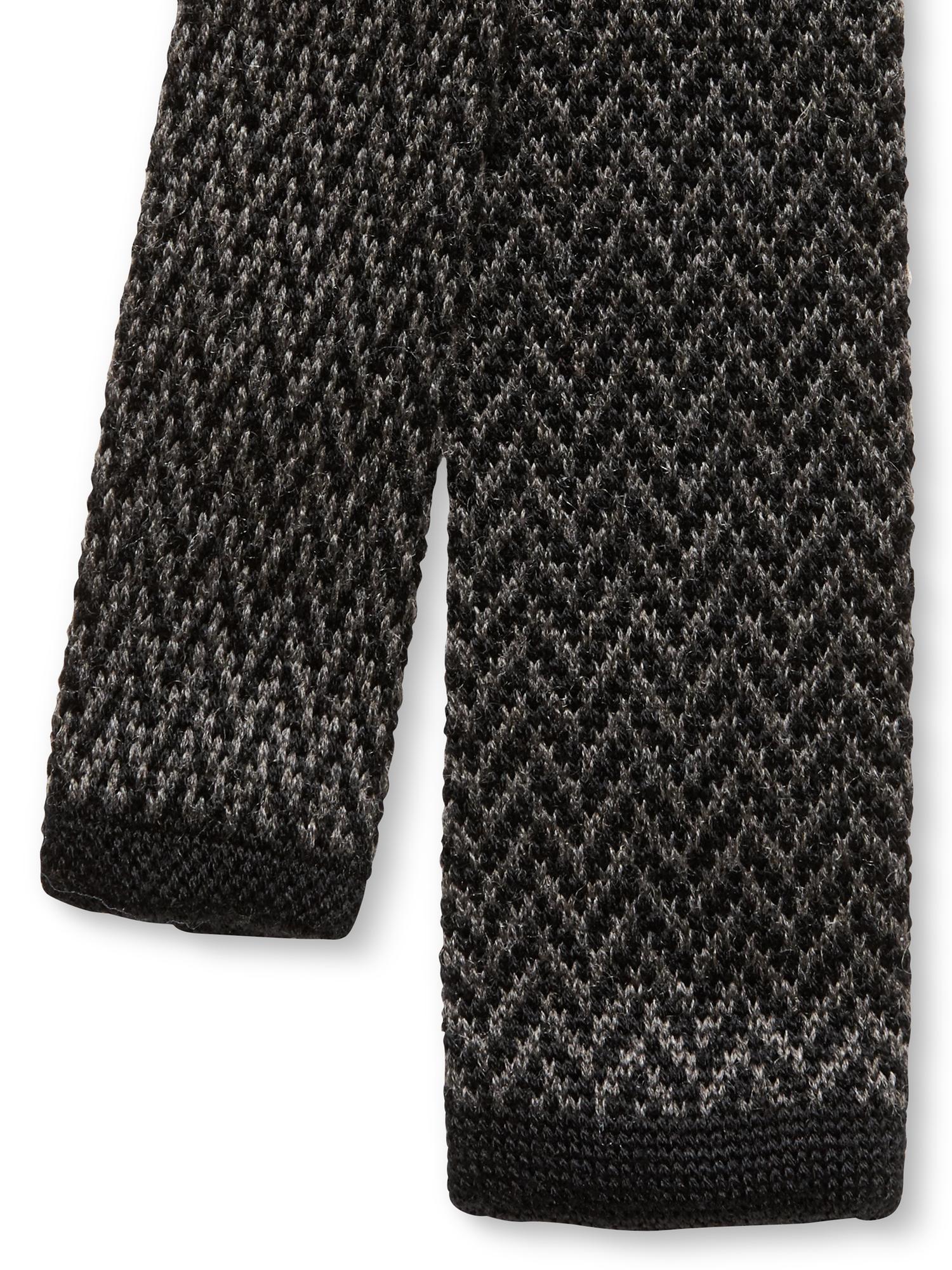 Chevron Knit Skinny Tie