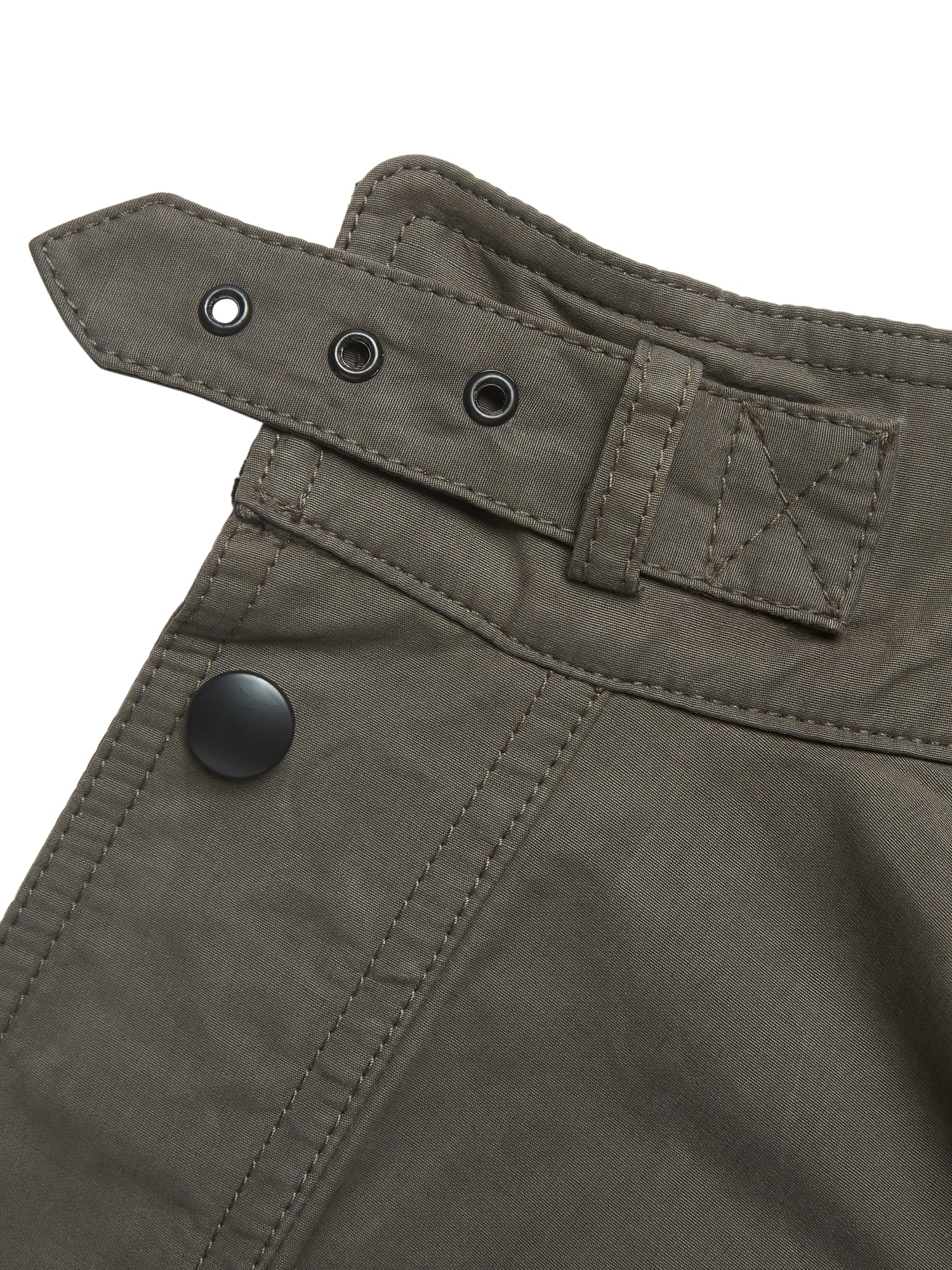 Water-Resistant 4-Pocket Jacket