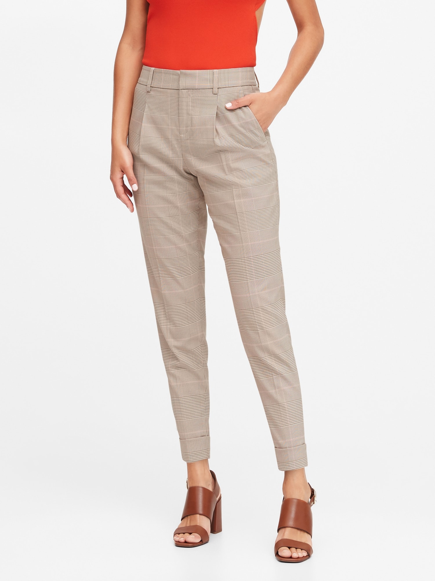 High-Rise Tapered Pant