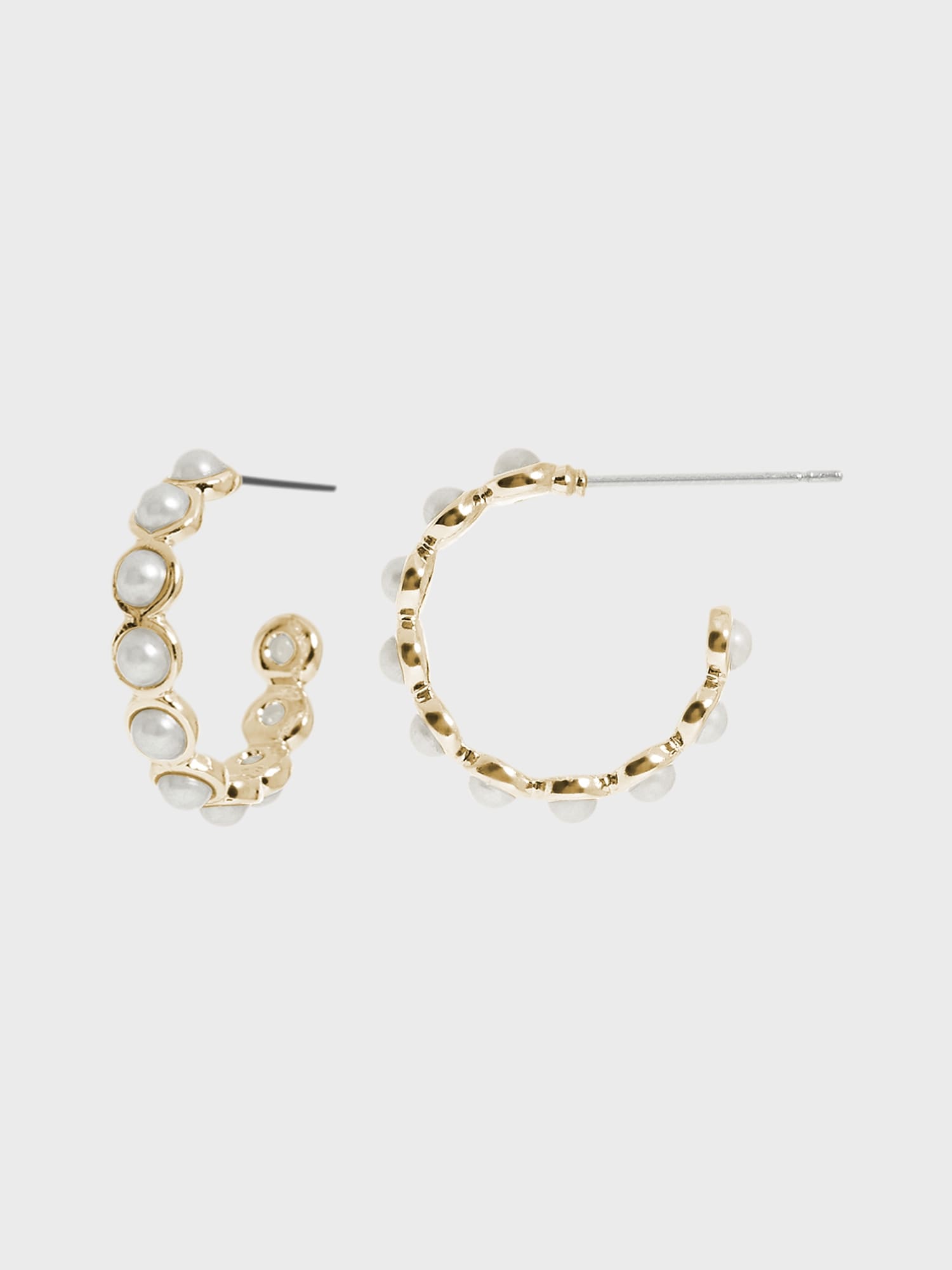 Mini-anneaux d’oreilles à perles