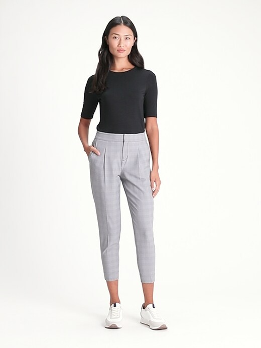 High-Rise Tapered Performance Stretch Pant