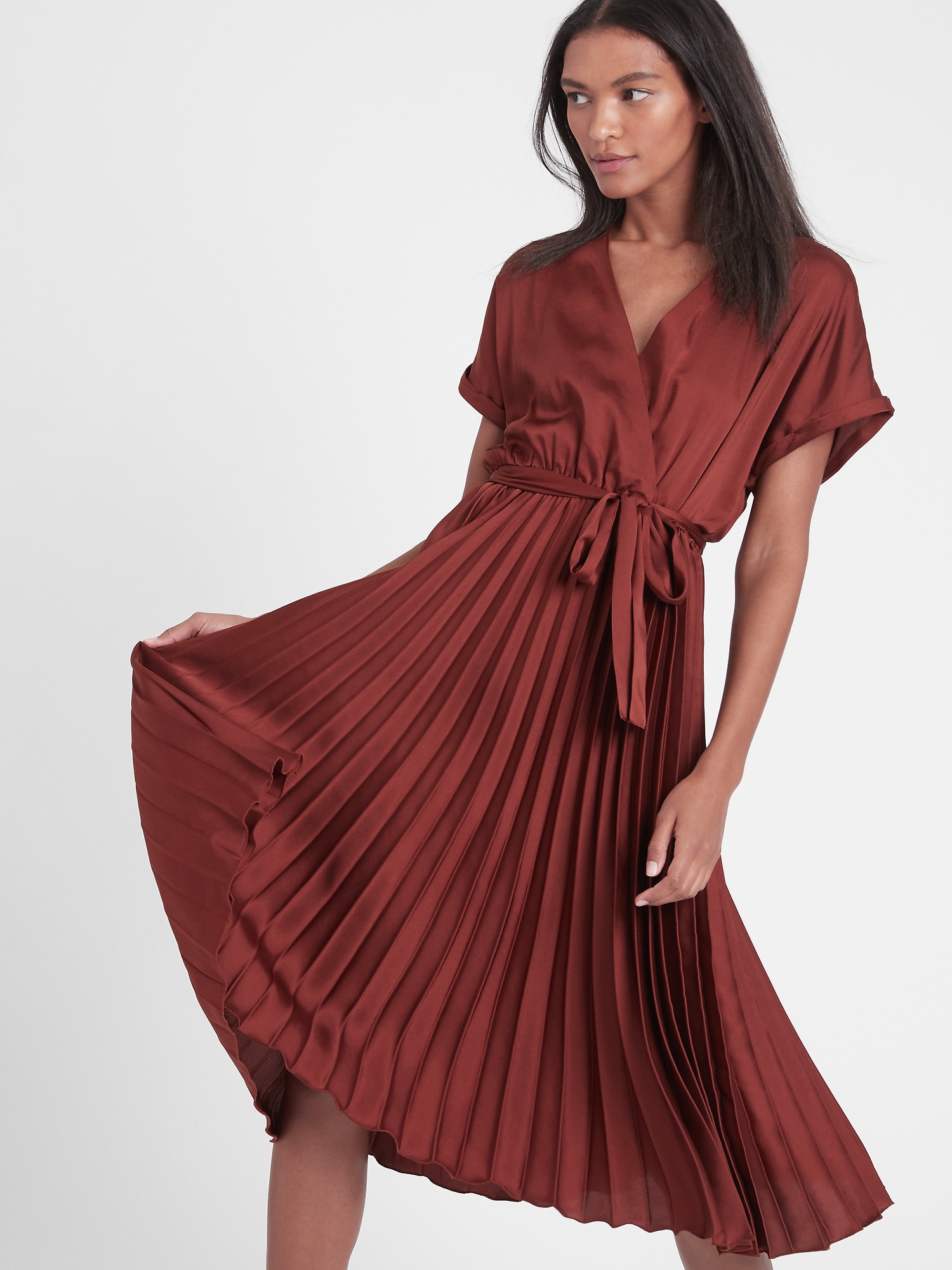 Banana republic store red pleated dress