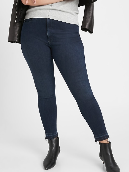 Image number 8 showing, Curvy High-Rise Skinny-Fit Soft Sculpt Jean