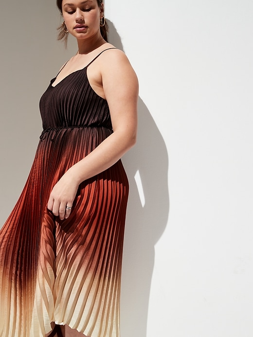 bustier satin midi dress Bordeaux Black Satin Corset Style Midi Dress – Club L London