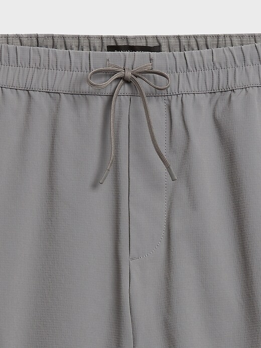 Image number 4 showing, 9" Performance Stretch Cargo Short