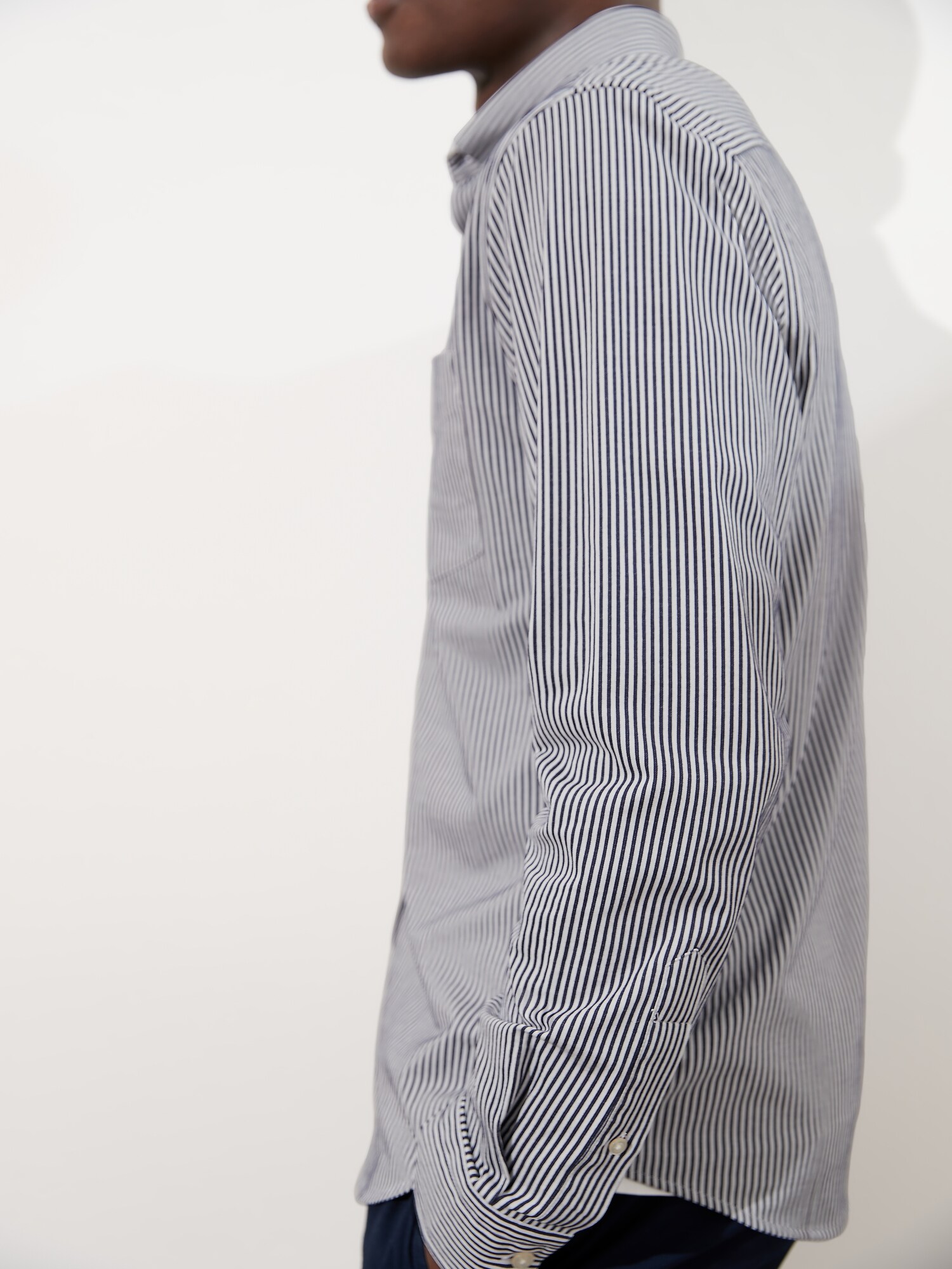 Untucked Slim-Fit Soft Knit Shirt
