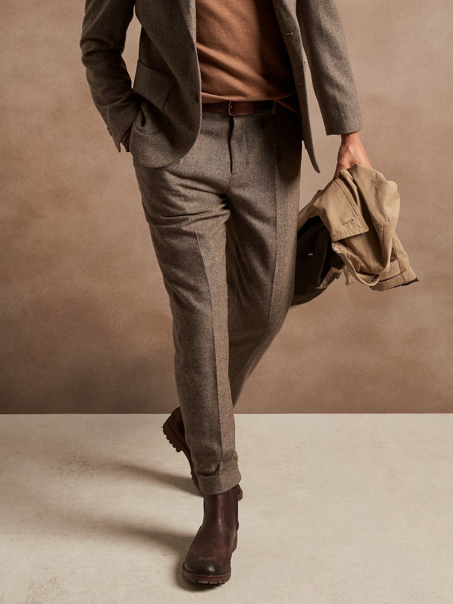 Relaxed Tapered Pant  Banana Republic Factory