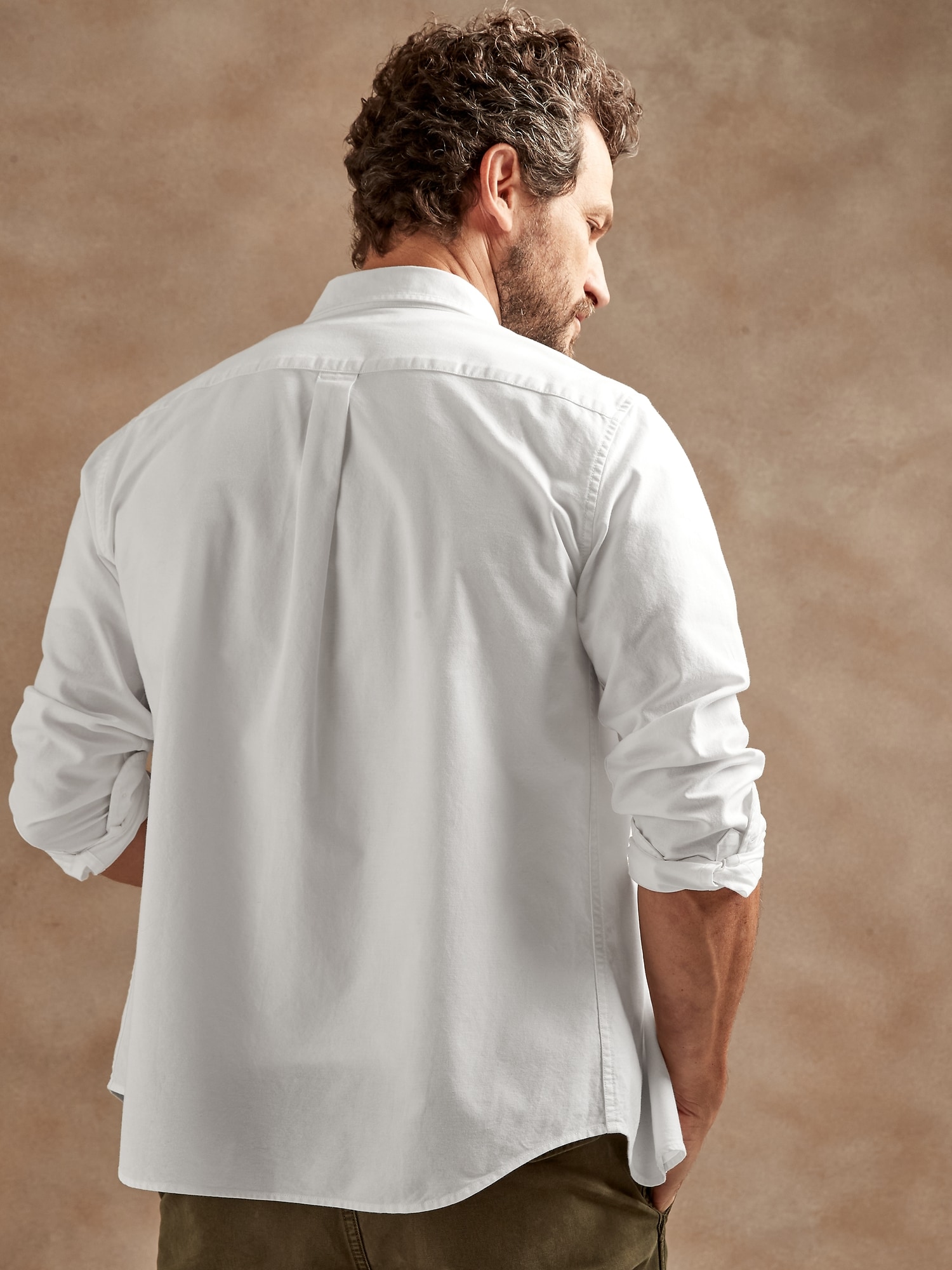 Untucked Slim-Fit Oxford Shirt