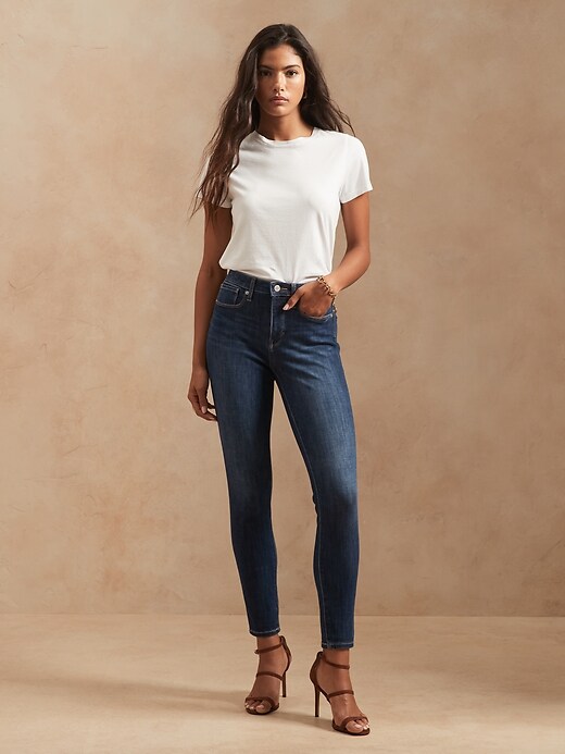 Image number 2 showing, Curvy Mid-Rise Skinny Jean