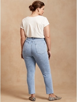 Mid-Rise Skinny Jean