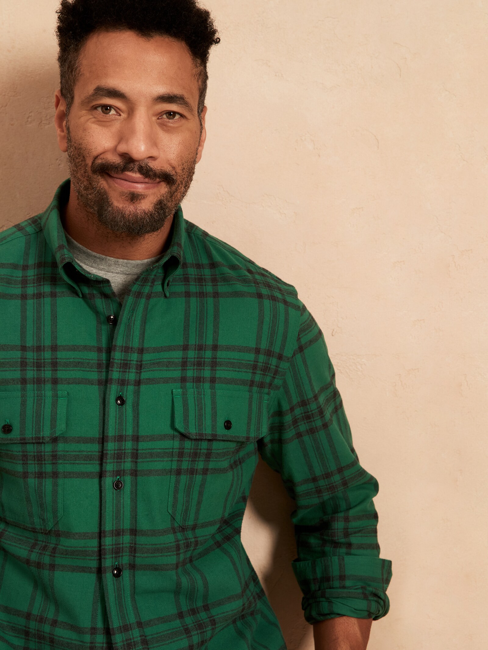Untucked Standard-Fit Flannel Shirt 