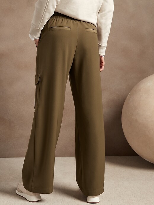 Image number 2 showing, BR SPORT High + Wide Cargo Pant