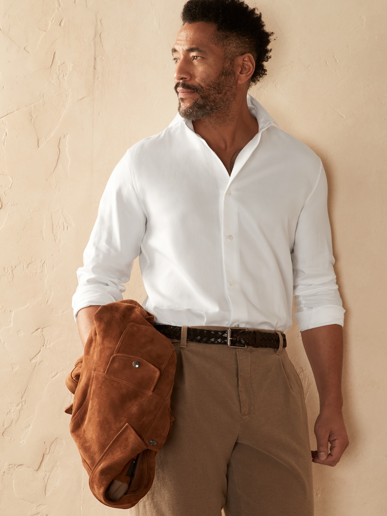Fine Twill Dress Shirt with Cutaway 