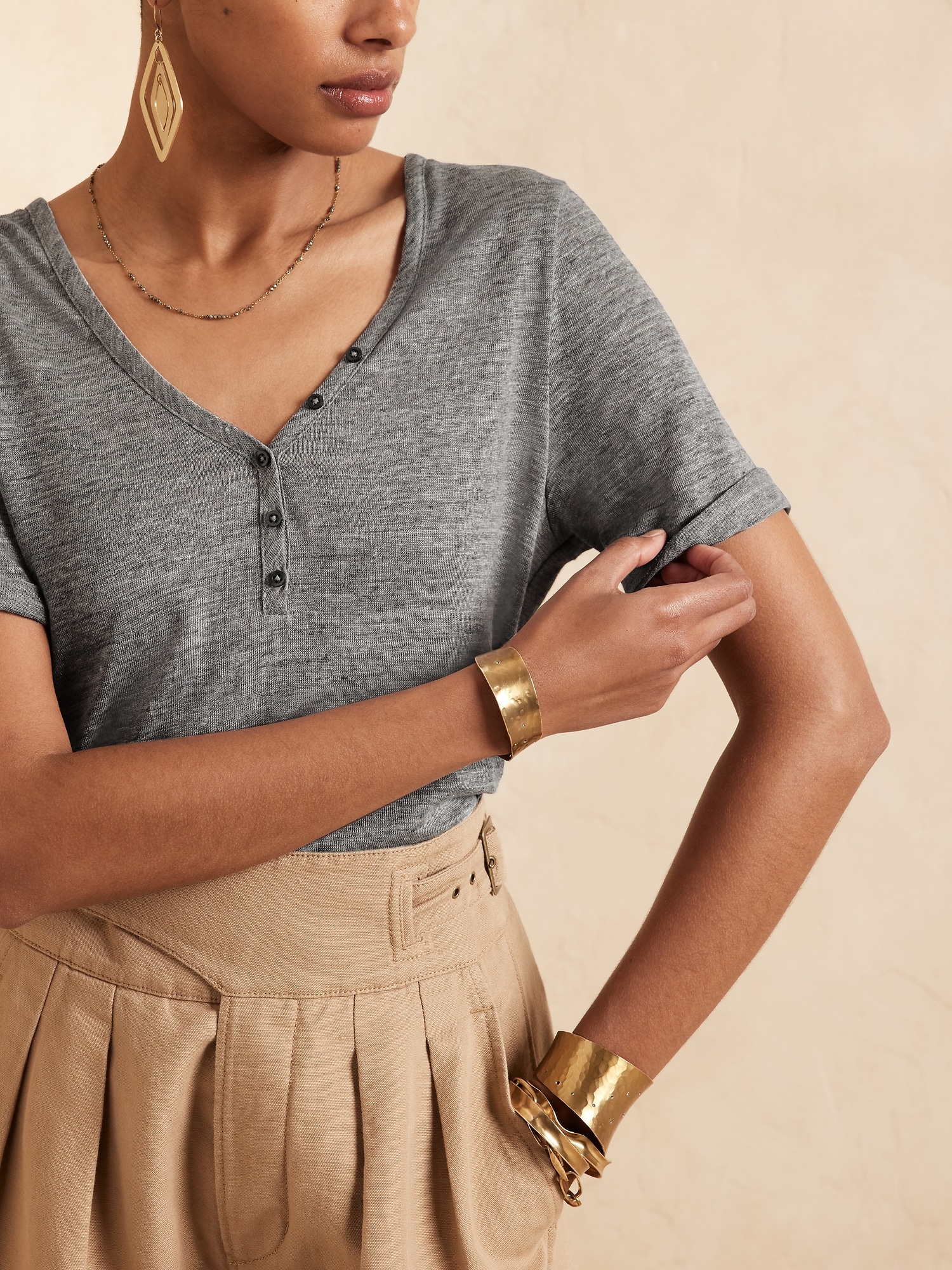 Women's T-Shirts \u0026 Tees | Banana Republic