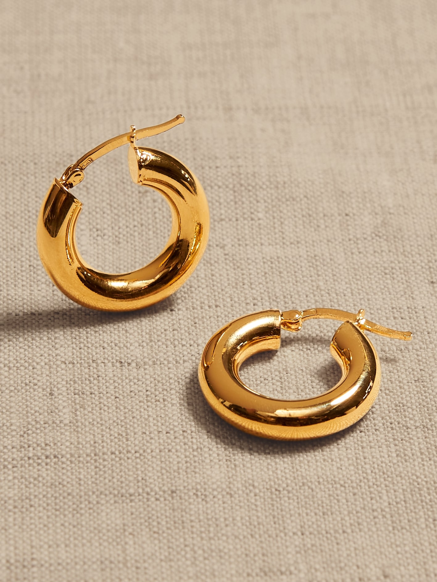 Banana Republic Ravena Mini Hoop Earrings &#124 Aureus + Argent gold. 1