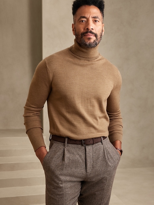 Moda Merino Turtleneck Sweater | Banana Republic