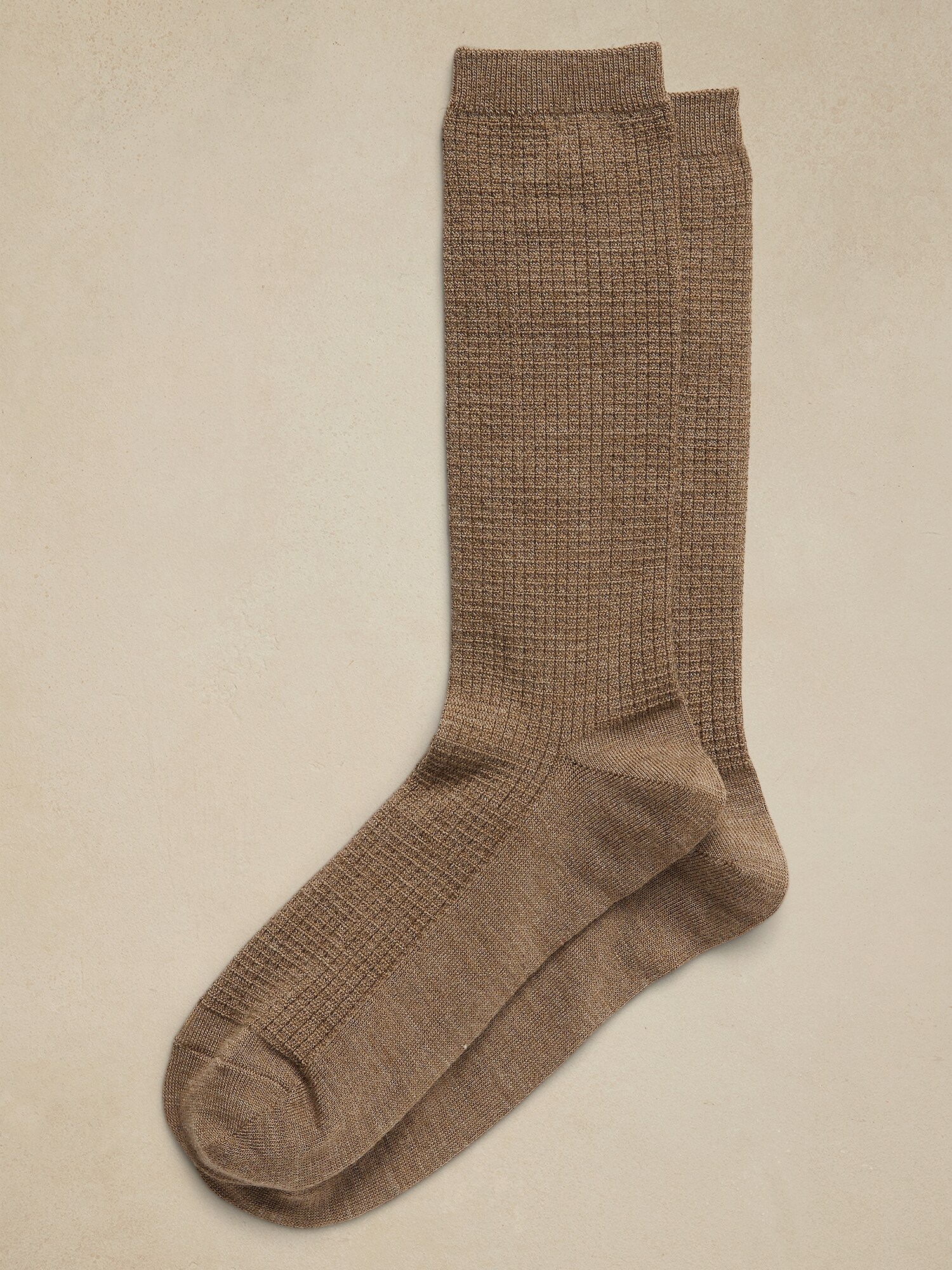 Banana Republic Breathe Trouser Sock brown. 1