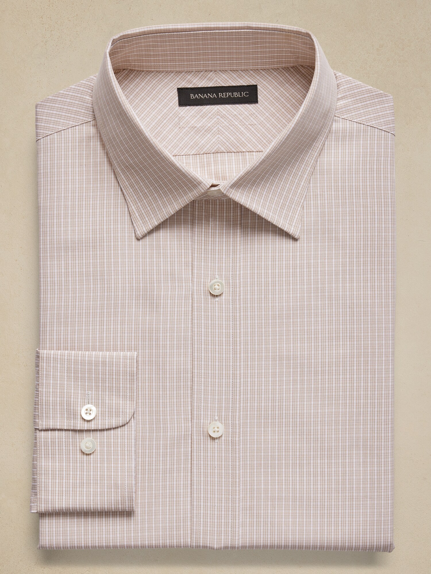 Premium Poplin Dress Shirt with Cutaway Collar