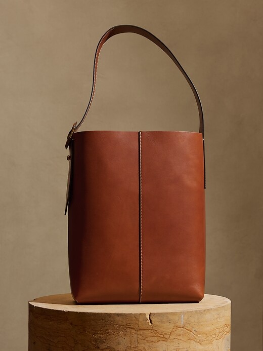 Vida Bag Banana Republic