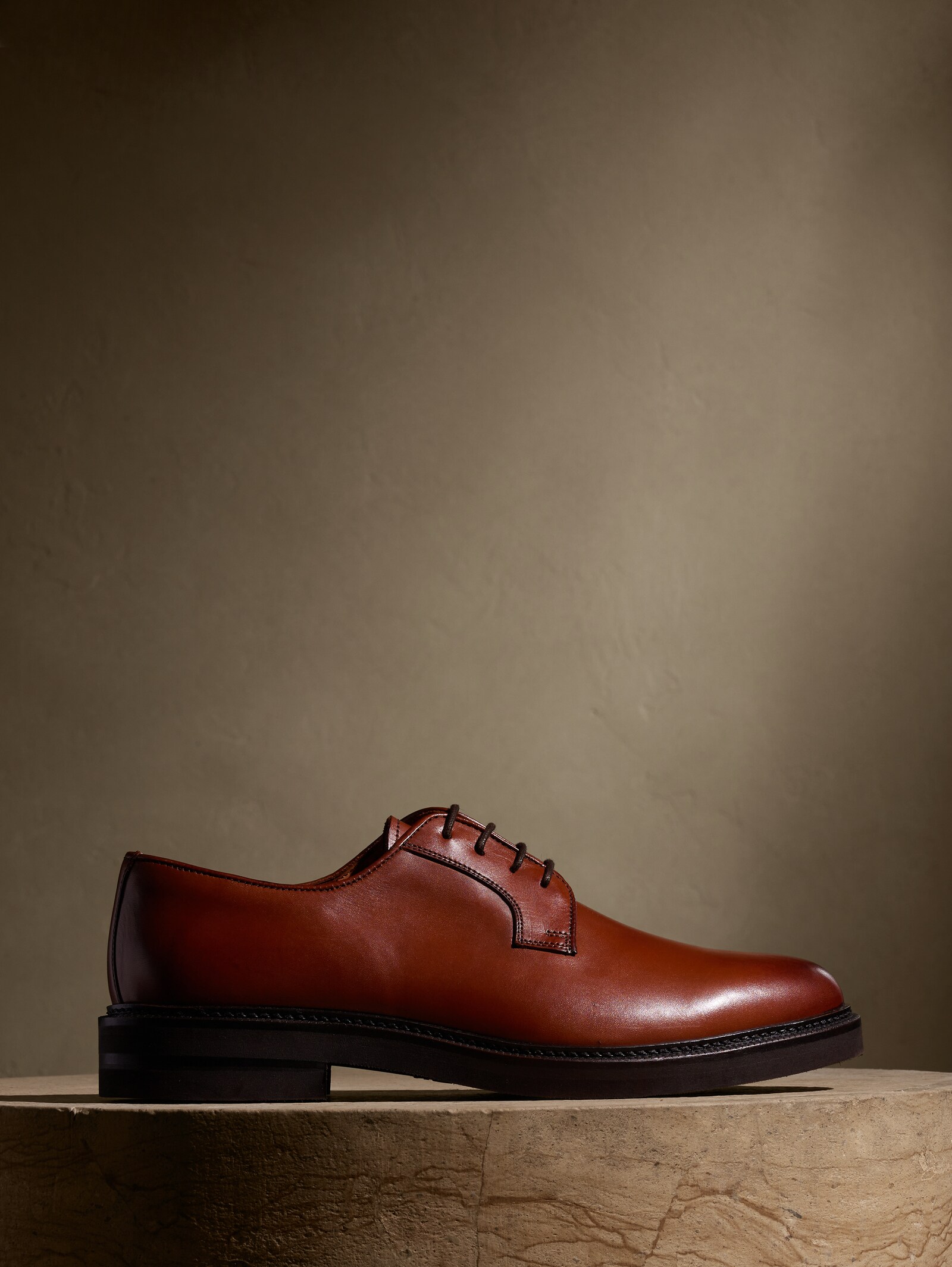 Otto Derby Dress Shoe | Banana Republic