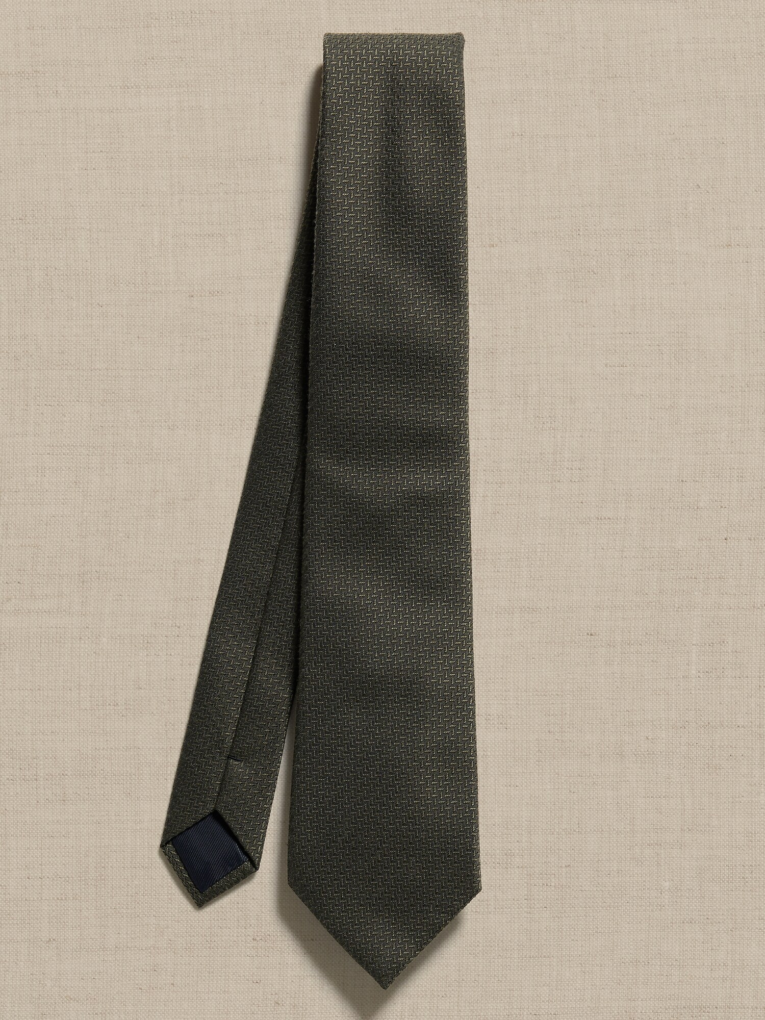 Solid Texture Silk Tie