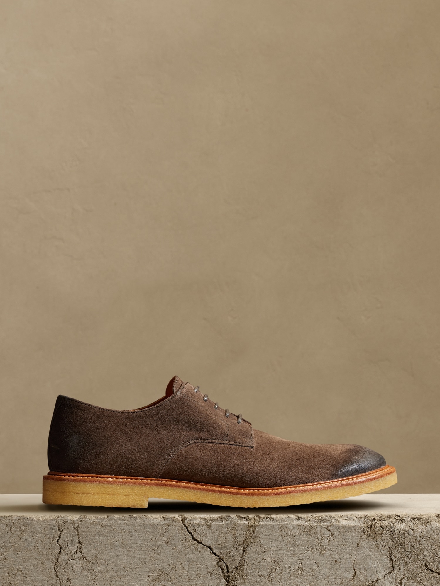 Banana Republic Jarret Suede Oxford with Crepe Sole brown. 1