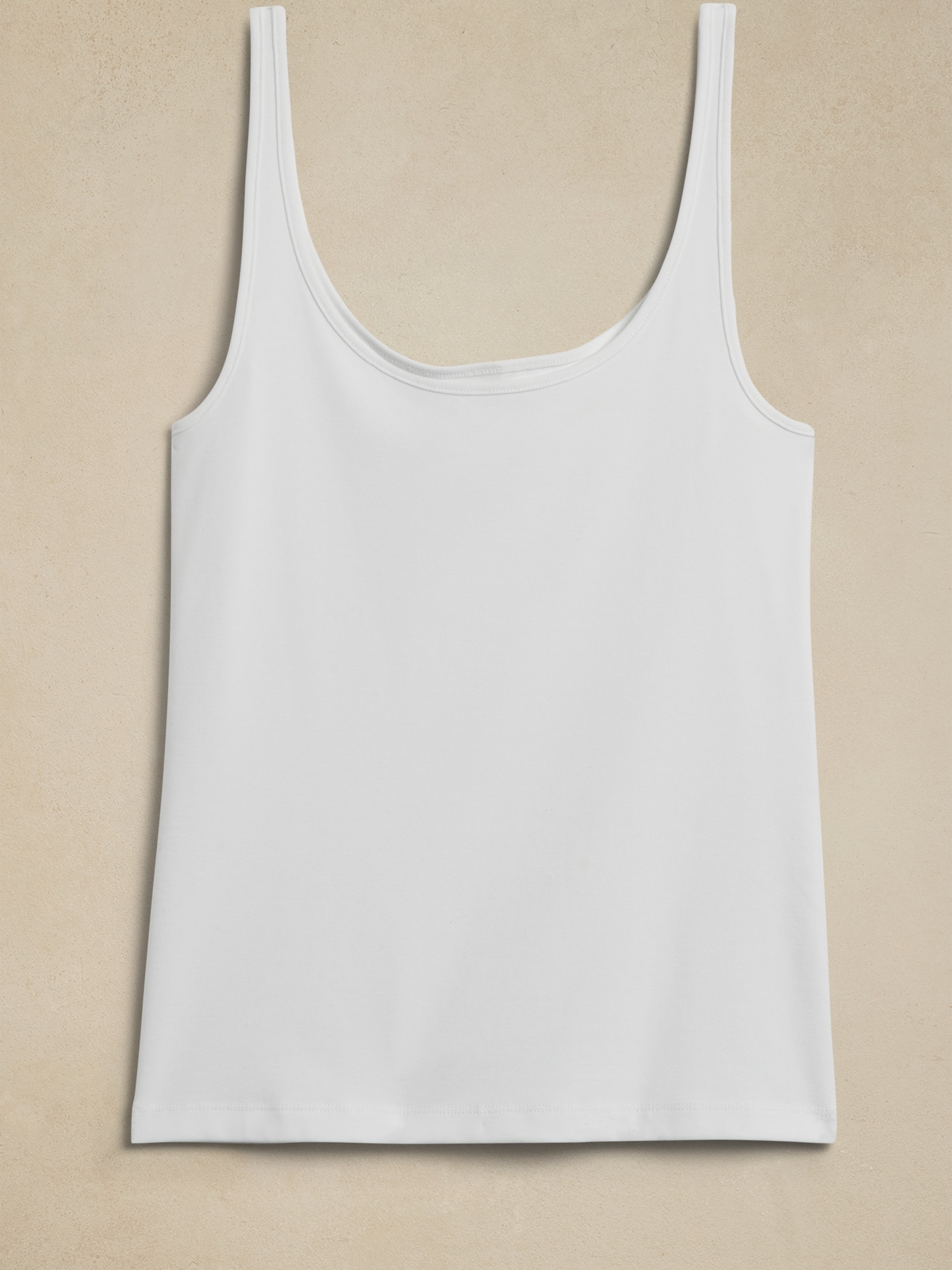 Camisole raffinée à encolure dégagée