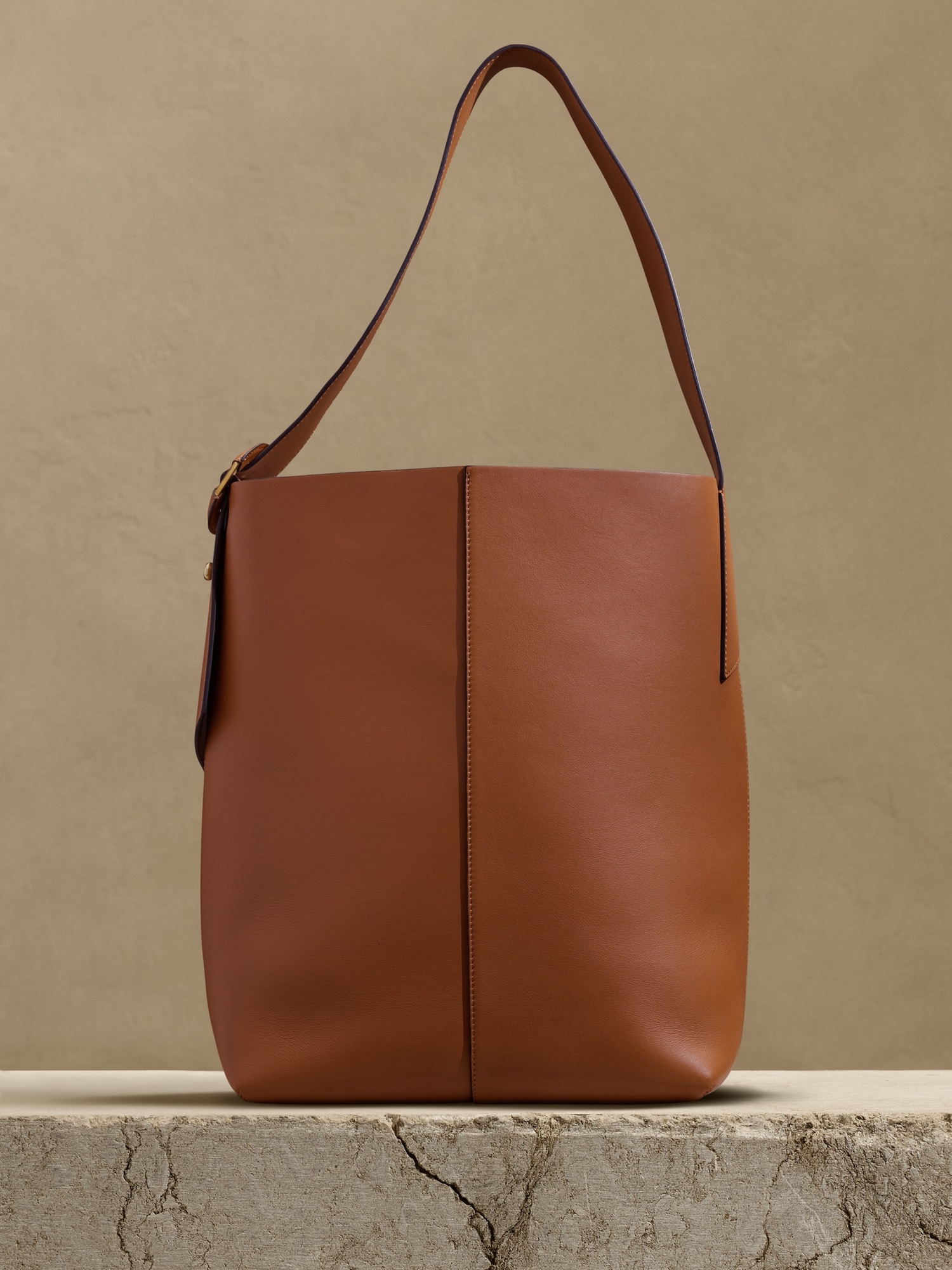 Vida Bag | Banana Republic