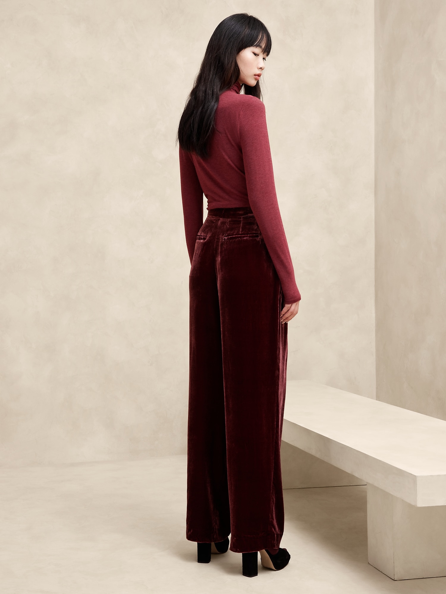 banana republic burgundy pants