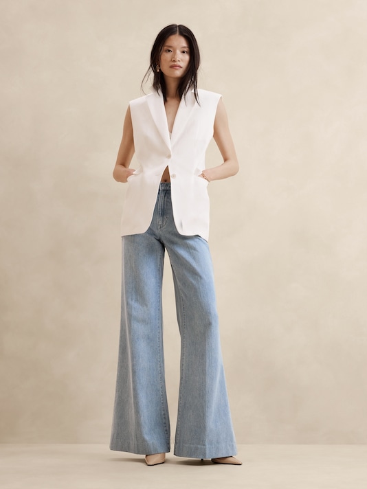 Jeans & Trousers  Banana Republic Sand Colored Cropped Pants