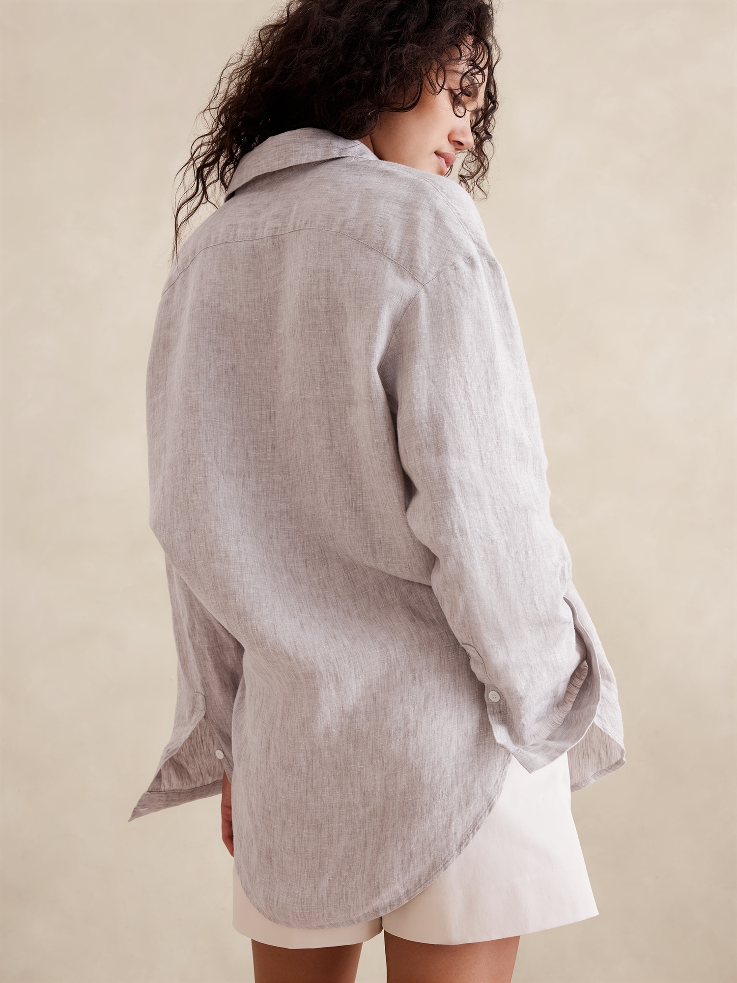 The Oversized Linen Shirt