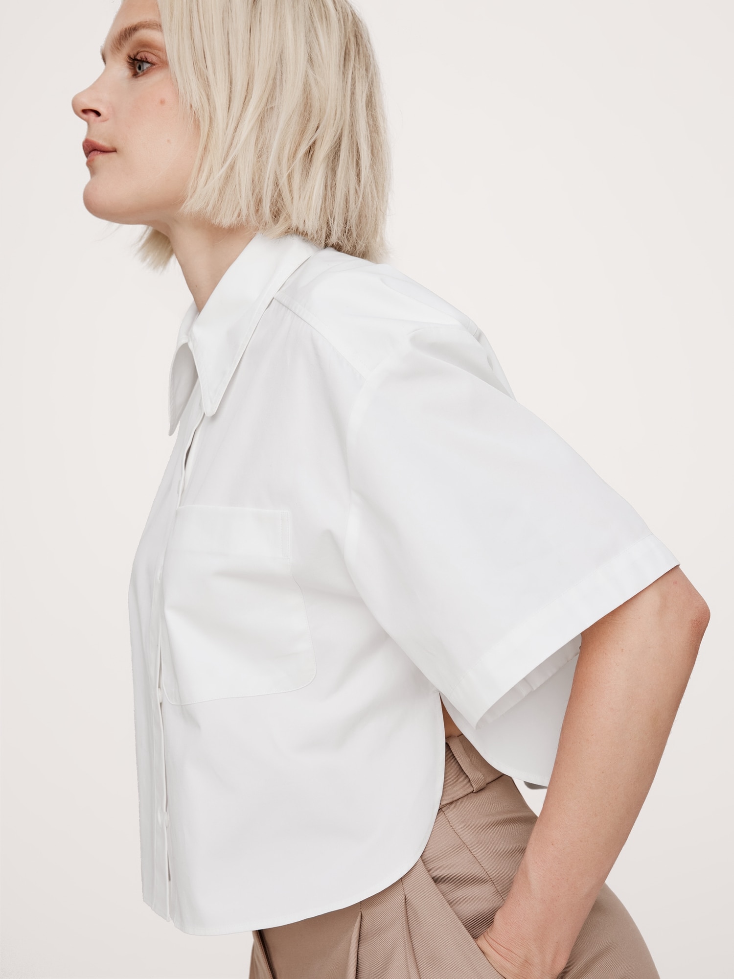 The Boxy Crop Short-Sleeve Shirt