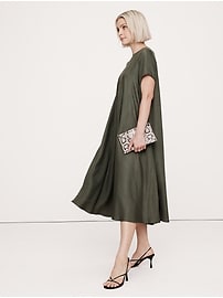 ara maxi dress pink floral Hilary Pleated Maxi Dress