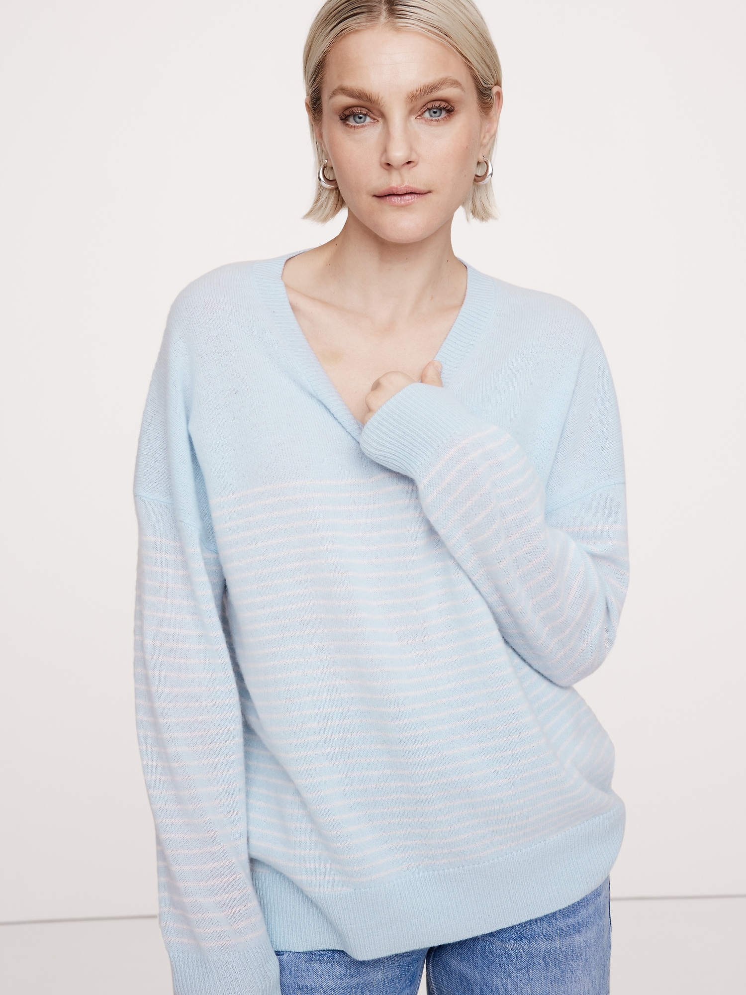 Oversized Lightweight Cashmere V-Neck Sweater