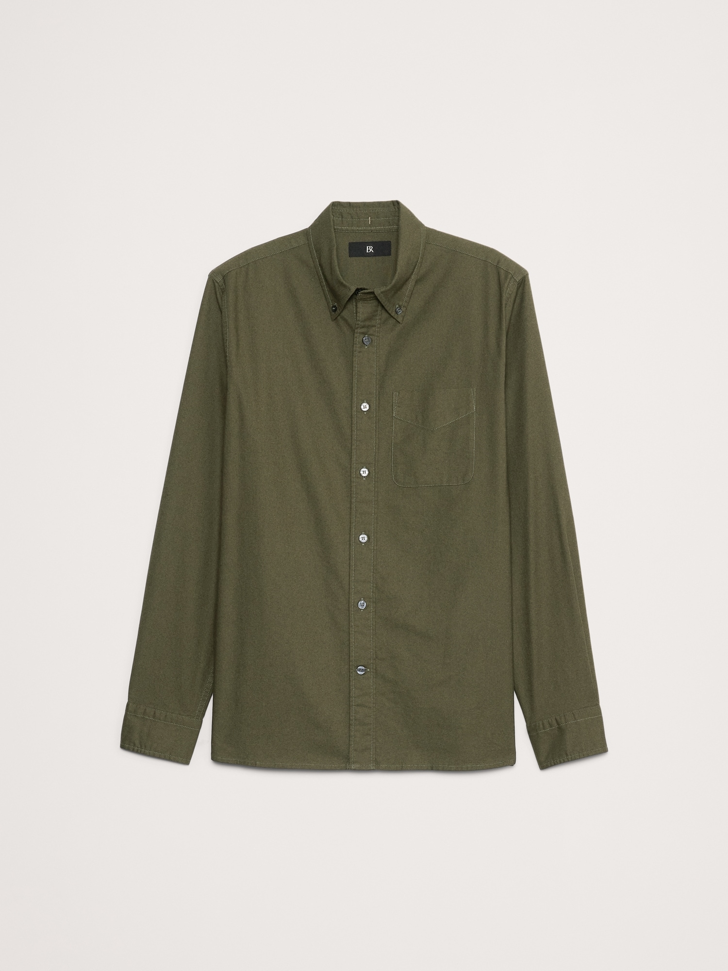 Chemise Oxford, coupe standard, se porte à l’extérieur du pantalon