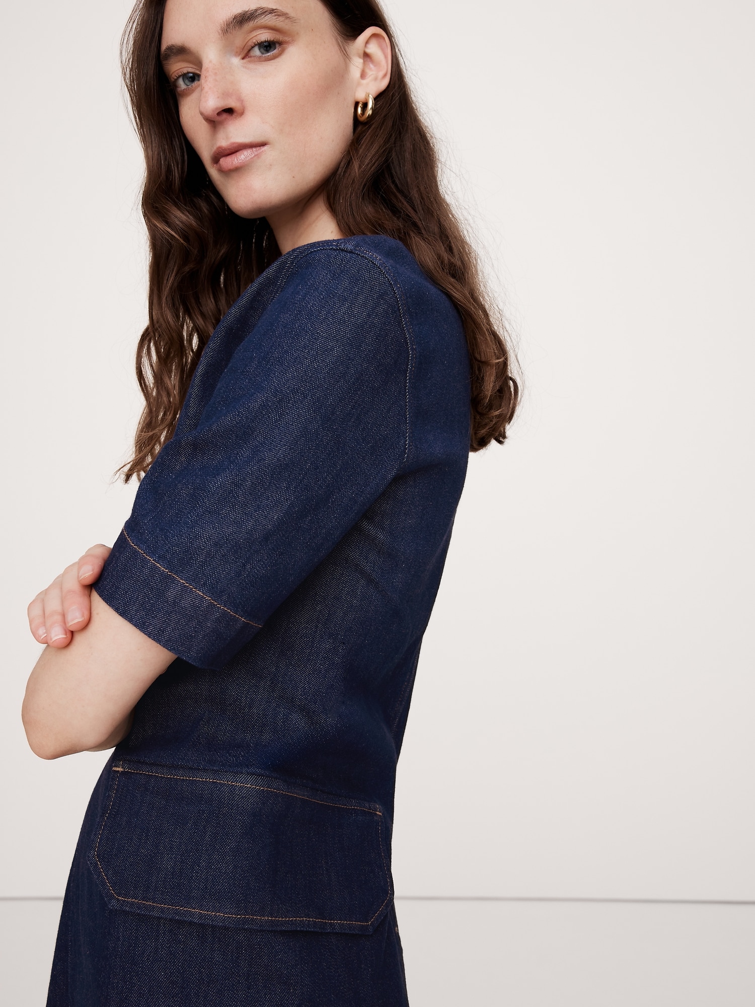 Robe courte utilitaire en denim