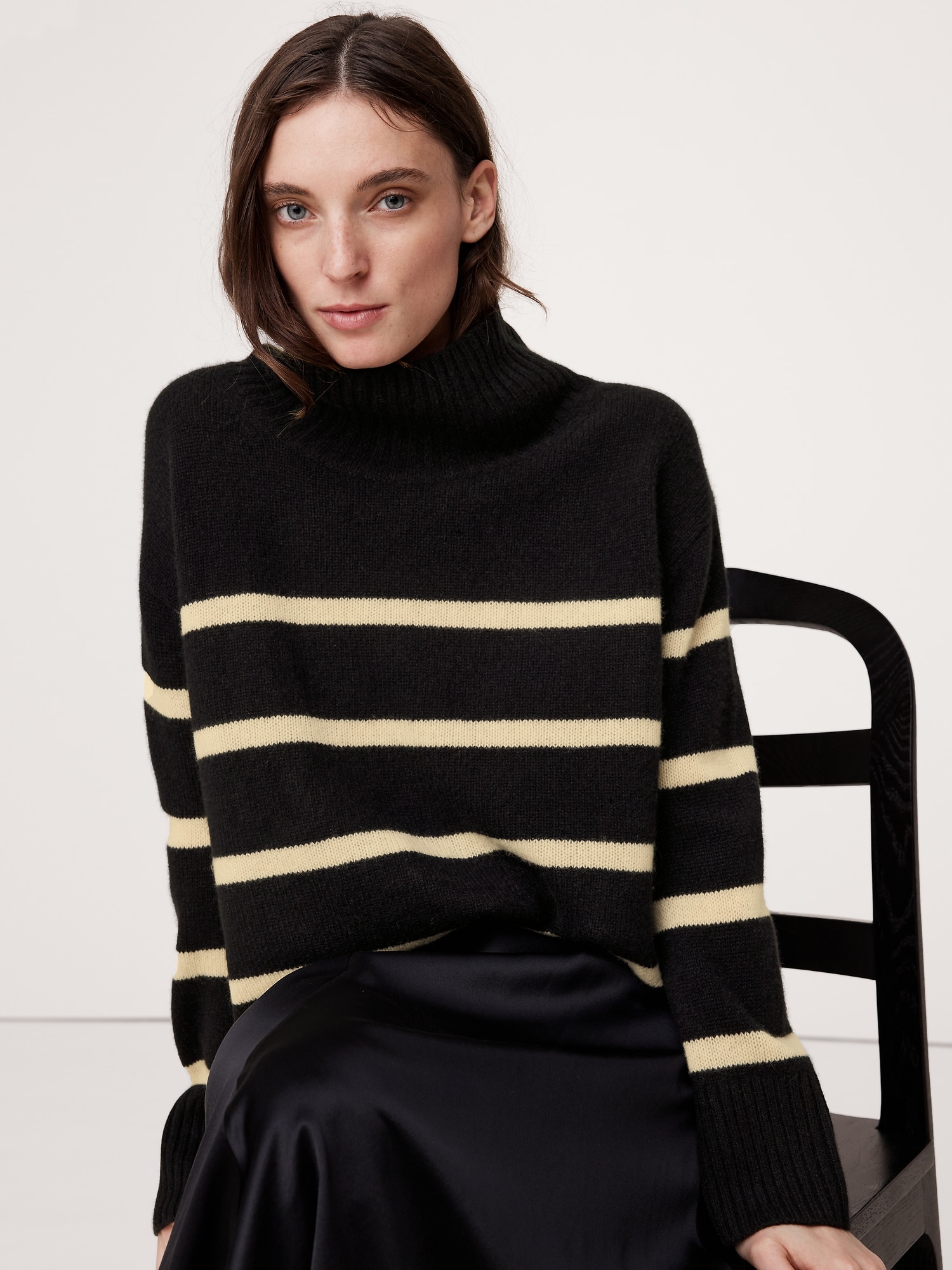 Oversized Cashmere Turtleneck Sweater