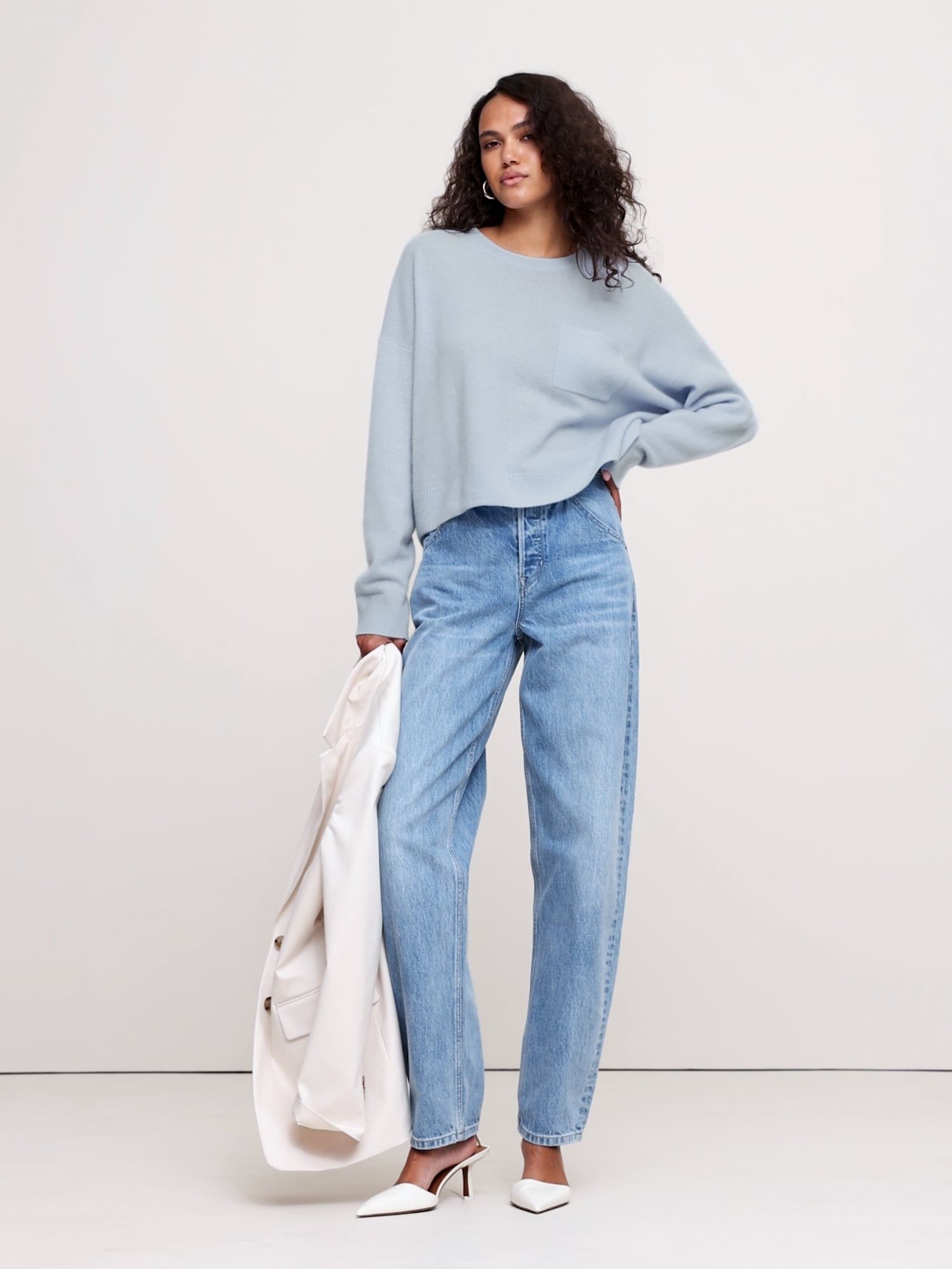 Lightweight Cashmere Cropped Sweater