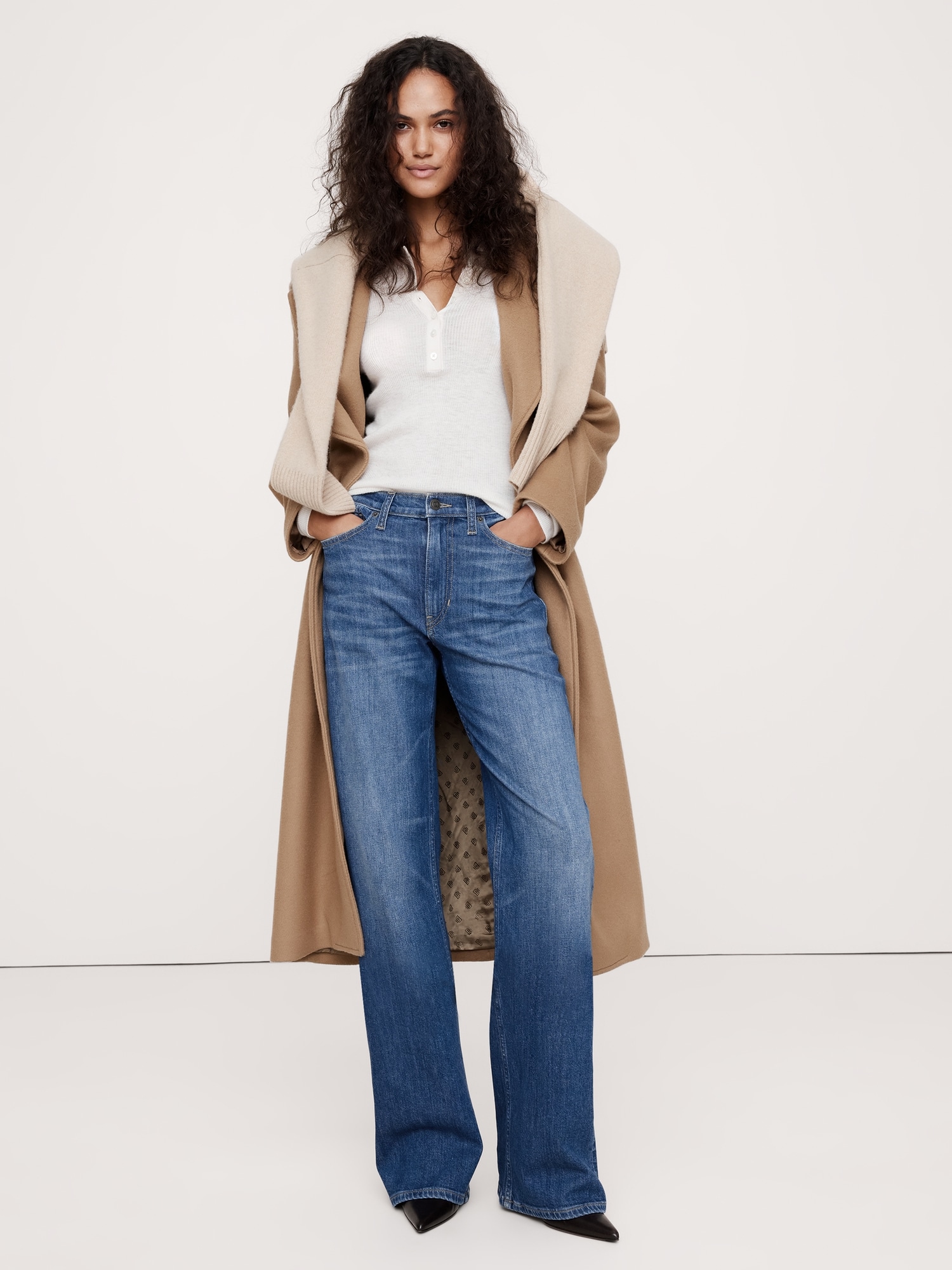 The Relaxed Flare Jean