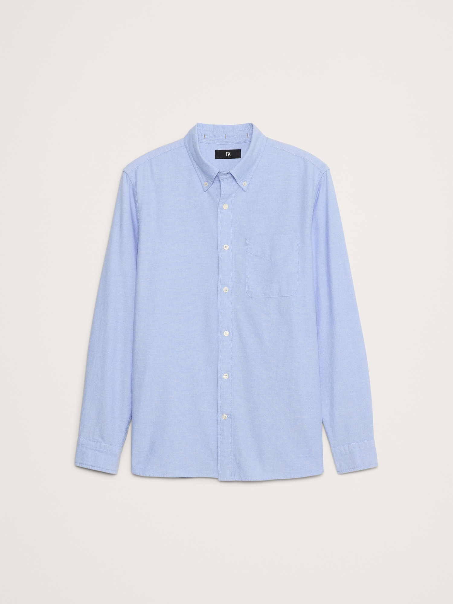 Chemise Oxford, coupe standard, se porte à l’extérieur du pantalon