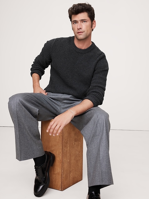Ribbed Bouclé Crew-Neck Sweater | Banana Republic