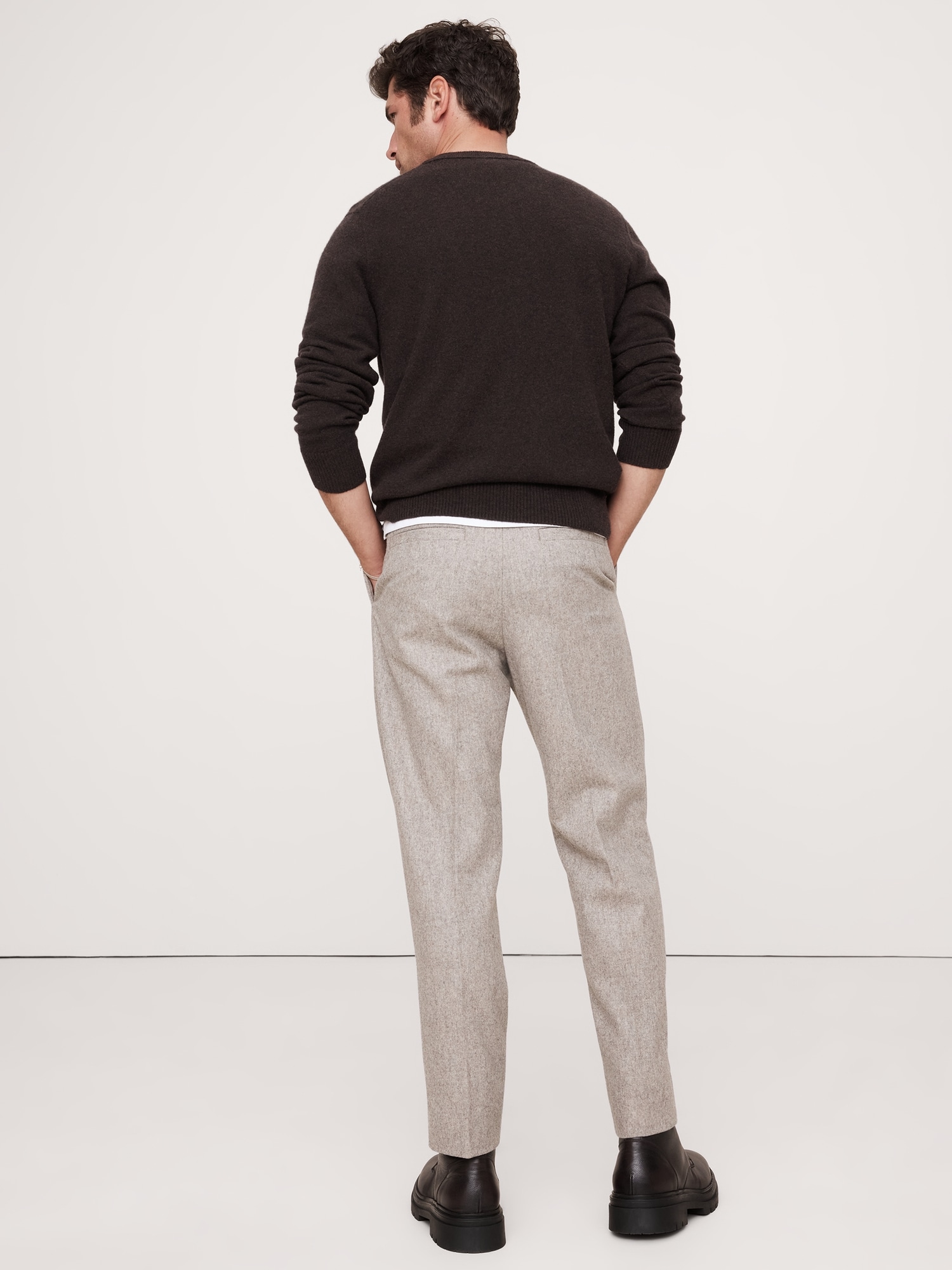 Wool-Blend Pleated Pant