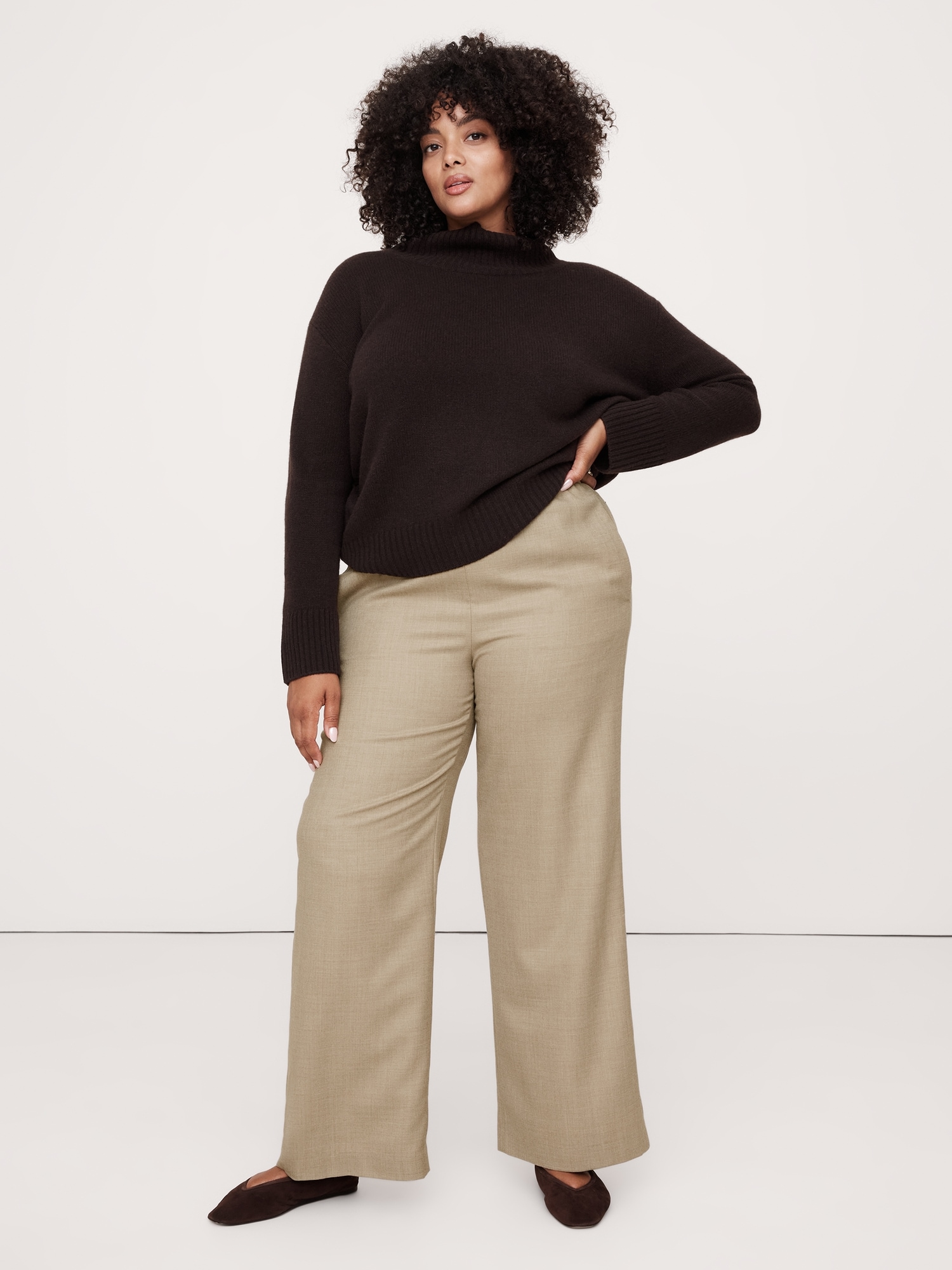 Pantalon à jambe large à taille extensible en flanelle de laine légère