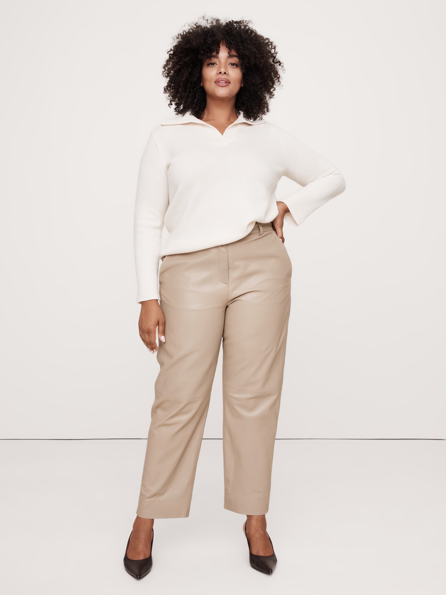 Pantalon baril à taille haute longueur cheville en cuir