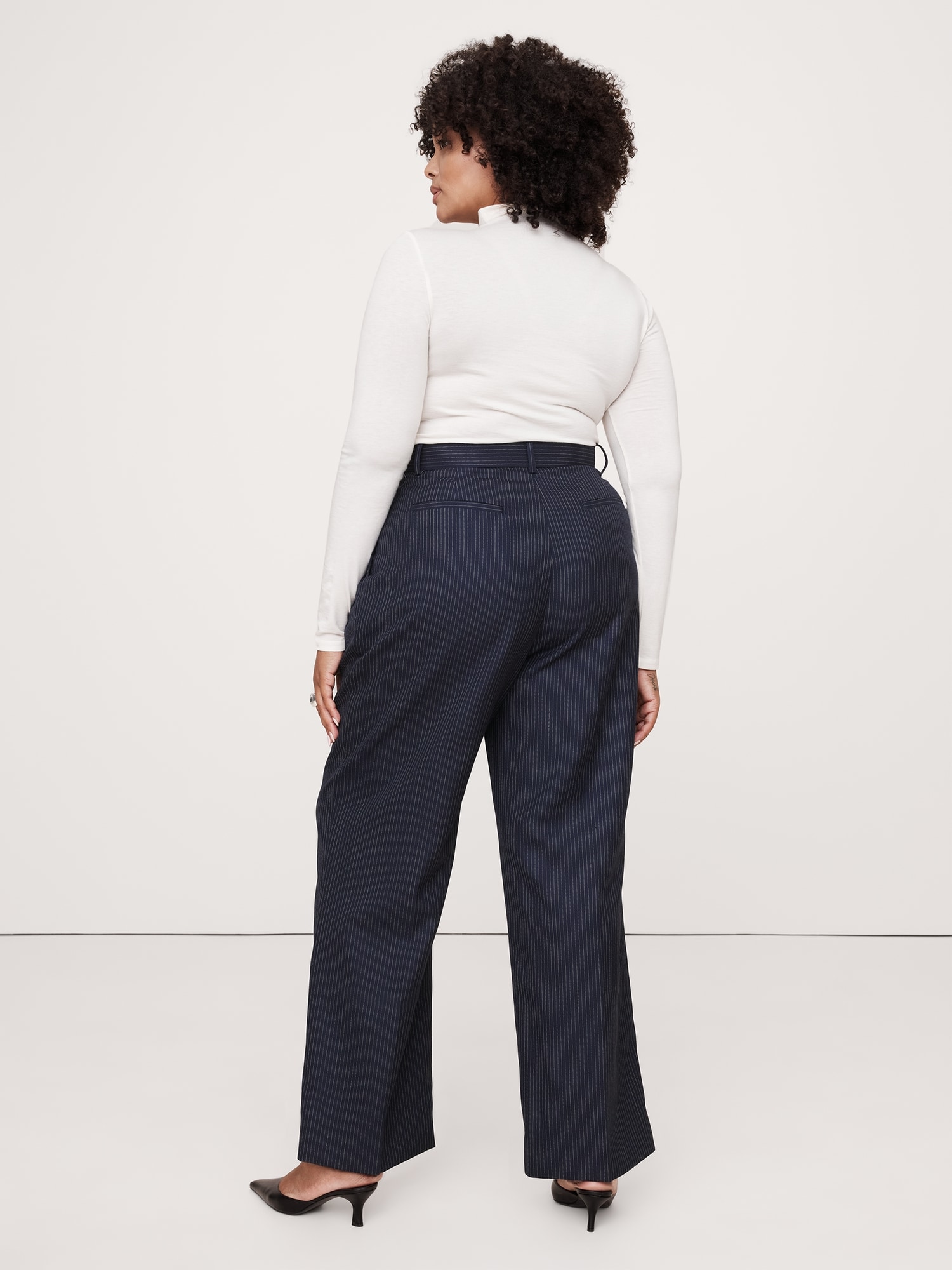 Pantalon à jambe large en laine italienne Lido, coupe décontractée