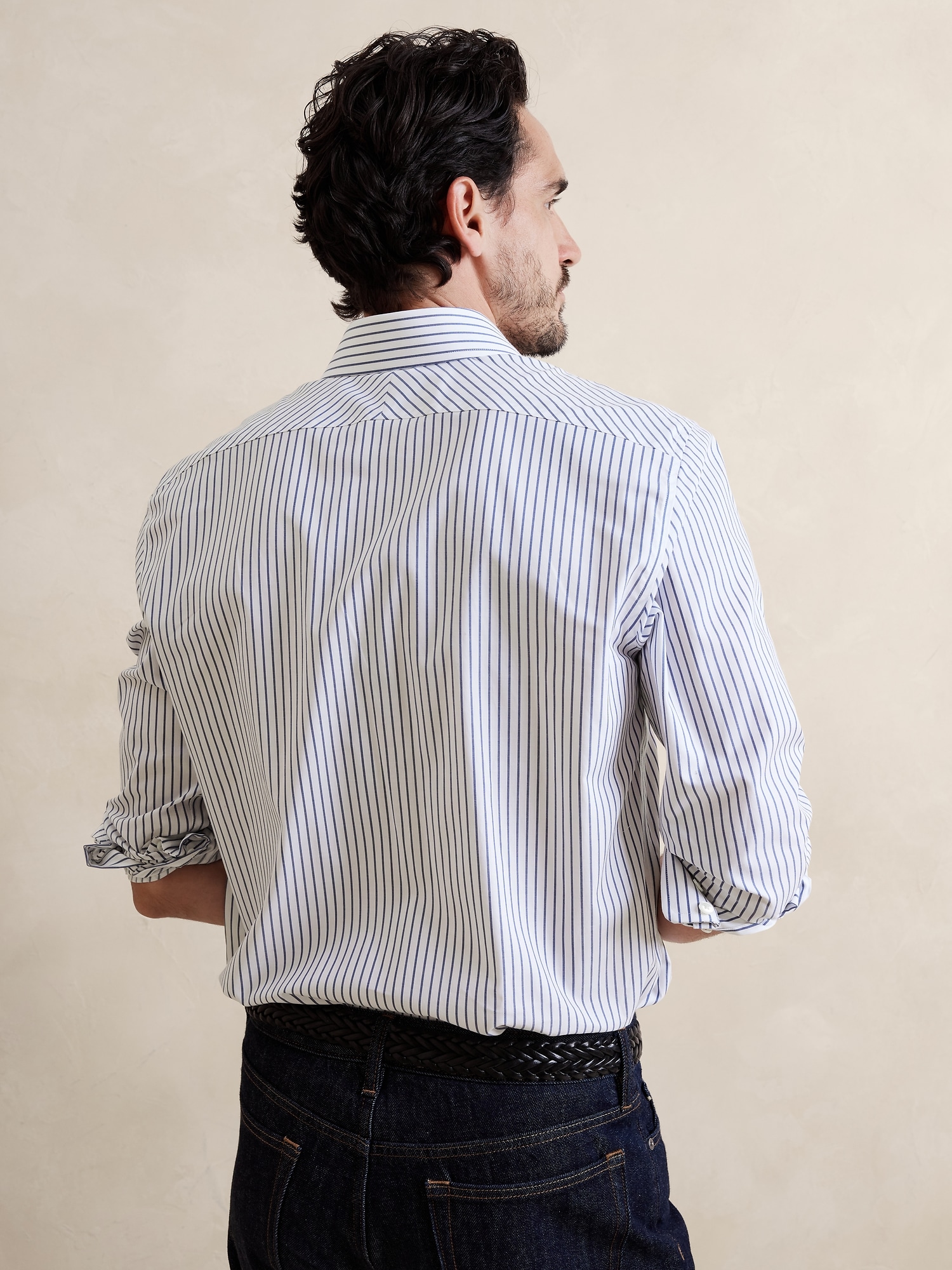 Slim Wrinkle-Resistant Dress Shirt