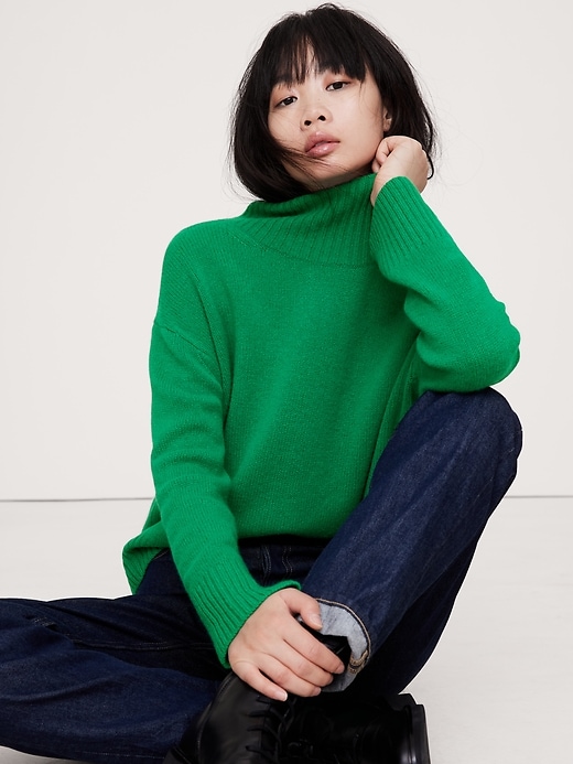 Banana Republic Green Cashmere Turtleneck Sweater Oversized