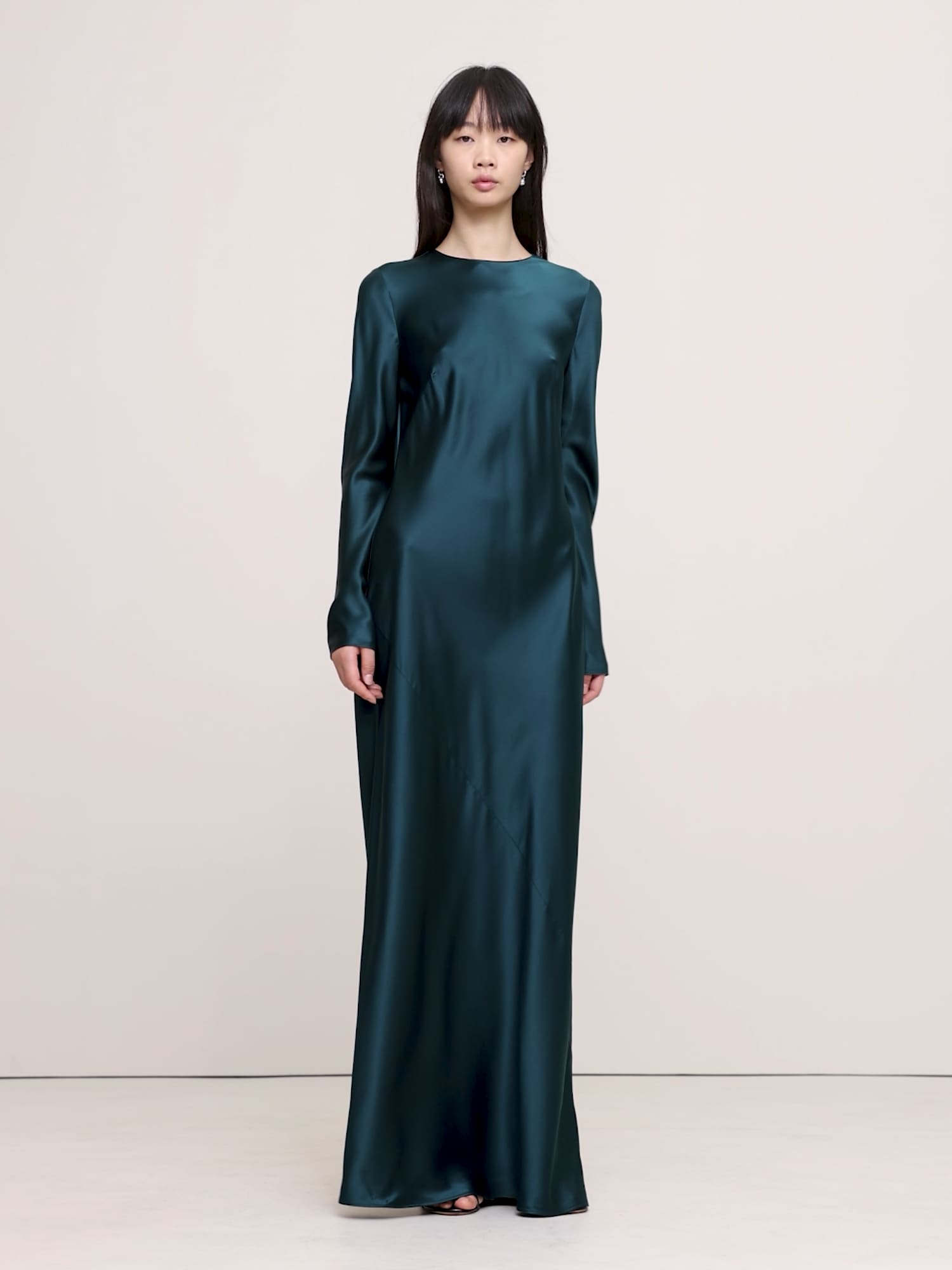 Image number 2 showing, Abigail Silk Maxi Dress