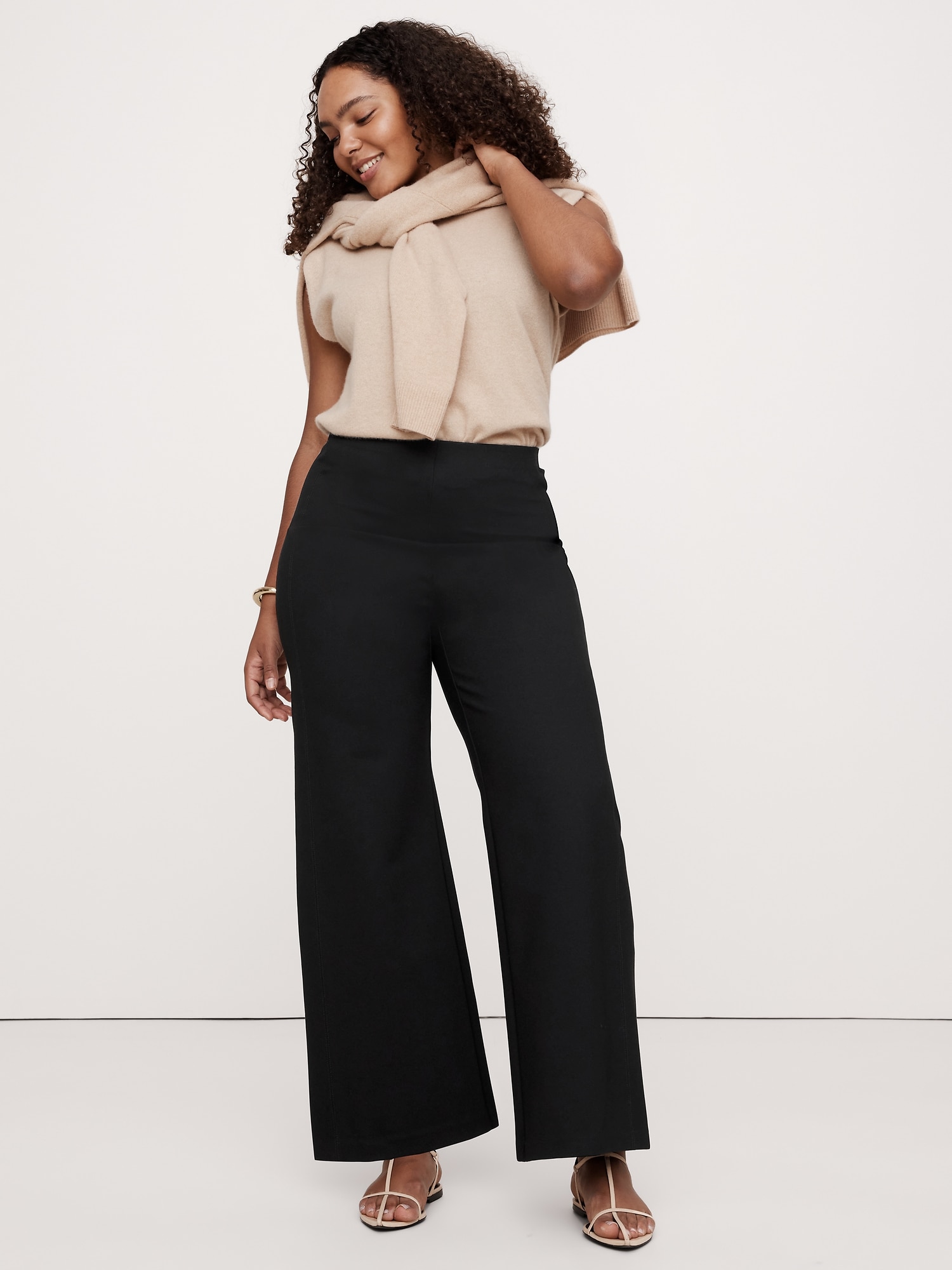 Wide-Leg Everywhere Ponte Ankle Pant