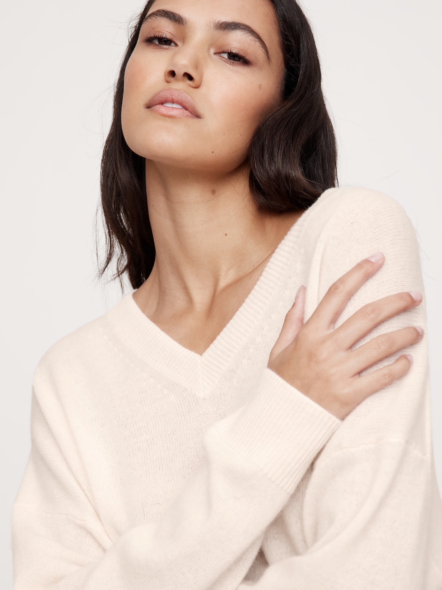 Lightweight Cashmere V-Neck Sweater